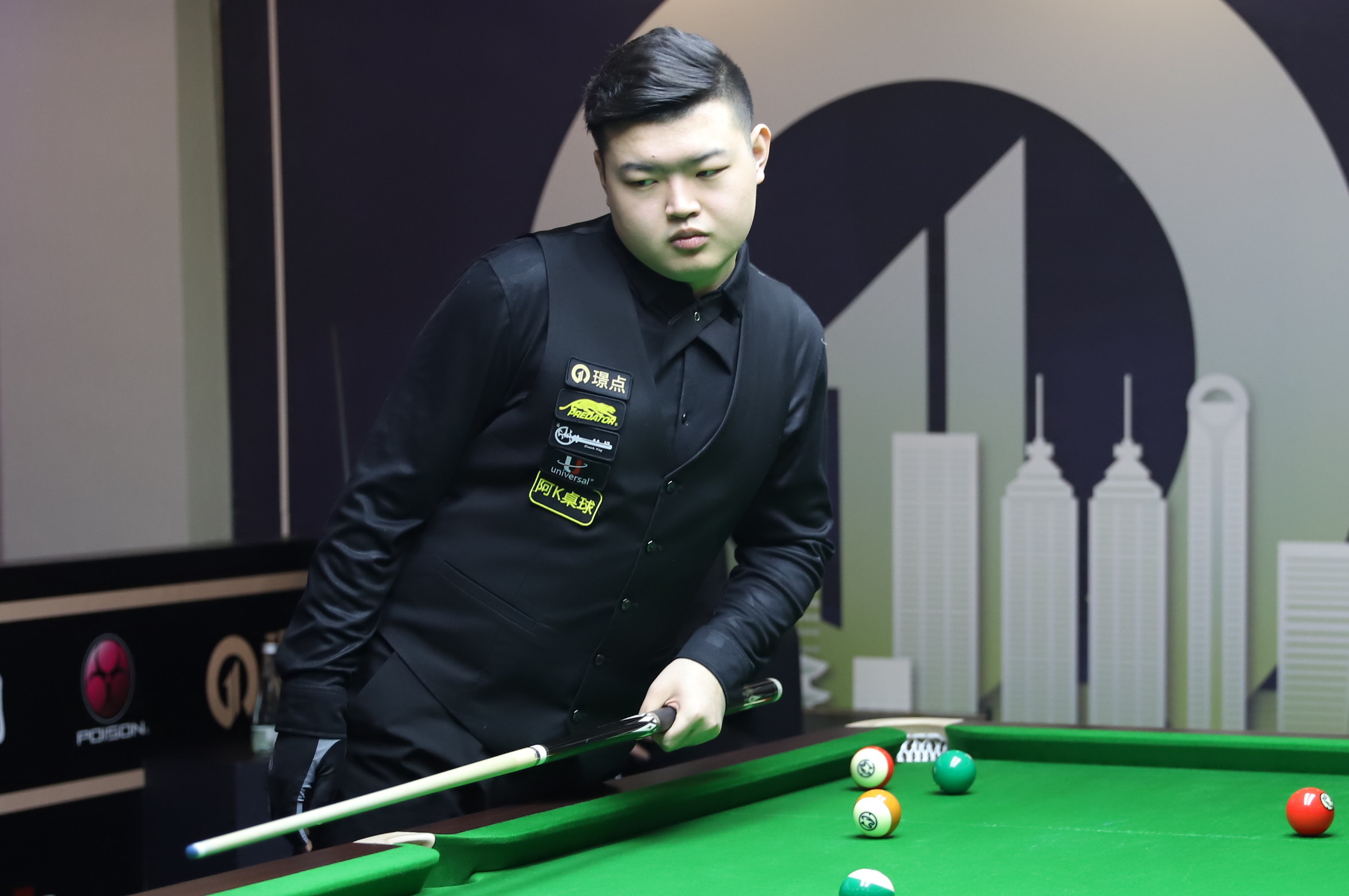 业生涯充满 业生涯充满