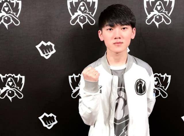 而欧洲足坛 而欧洲足坛