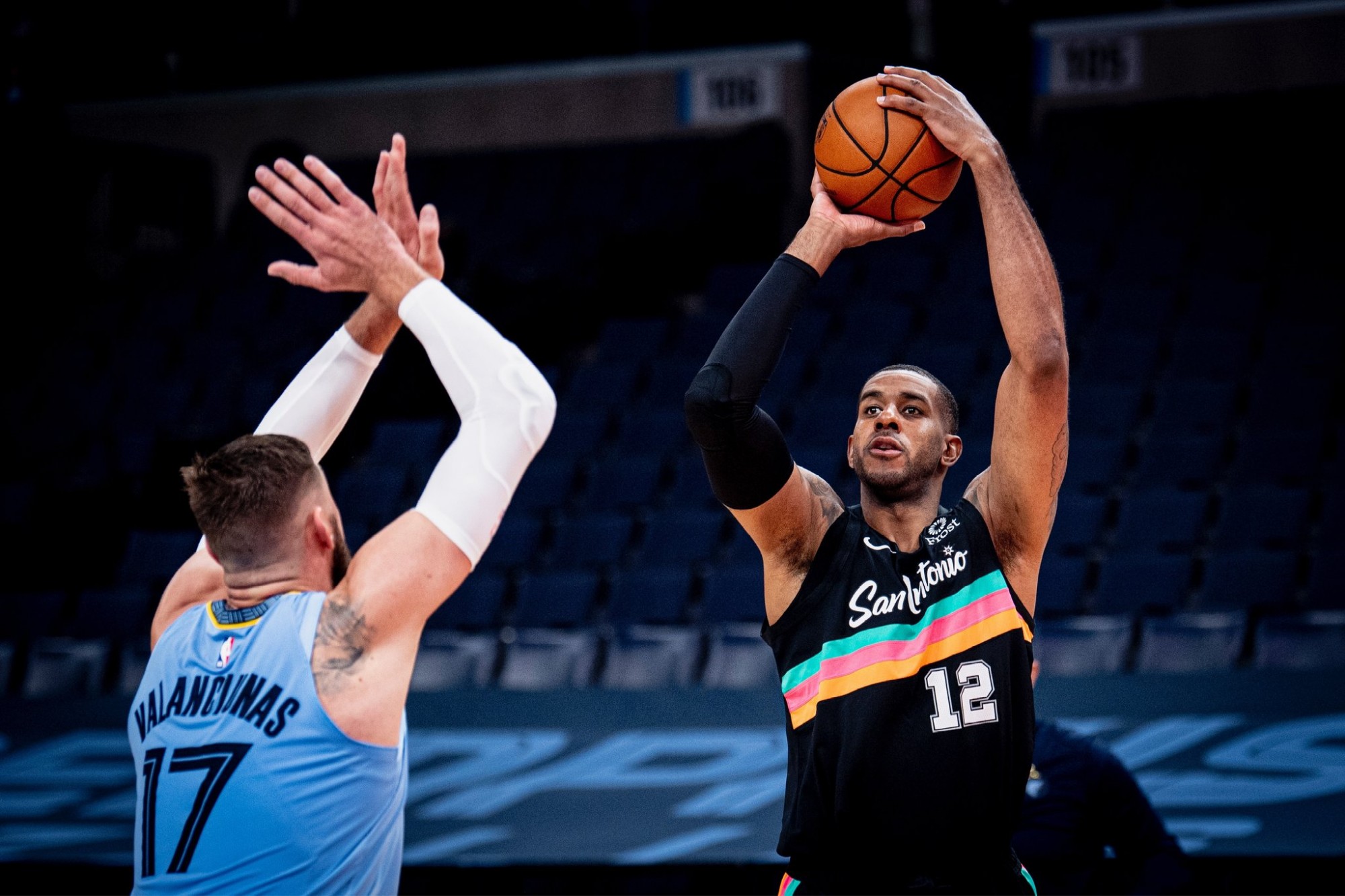 位但未触球 位但未触球